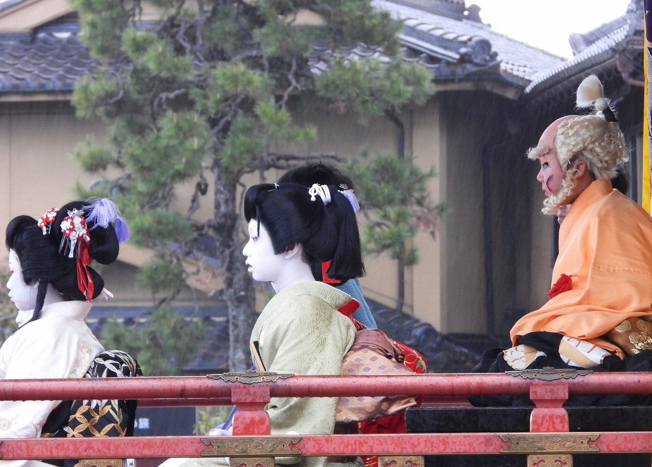 少年たちの横顔