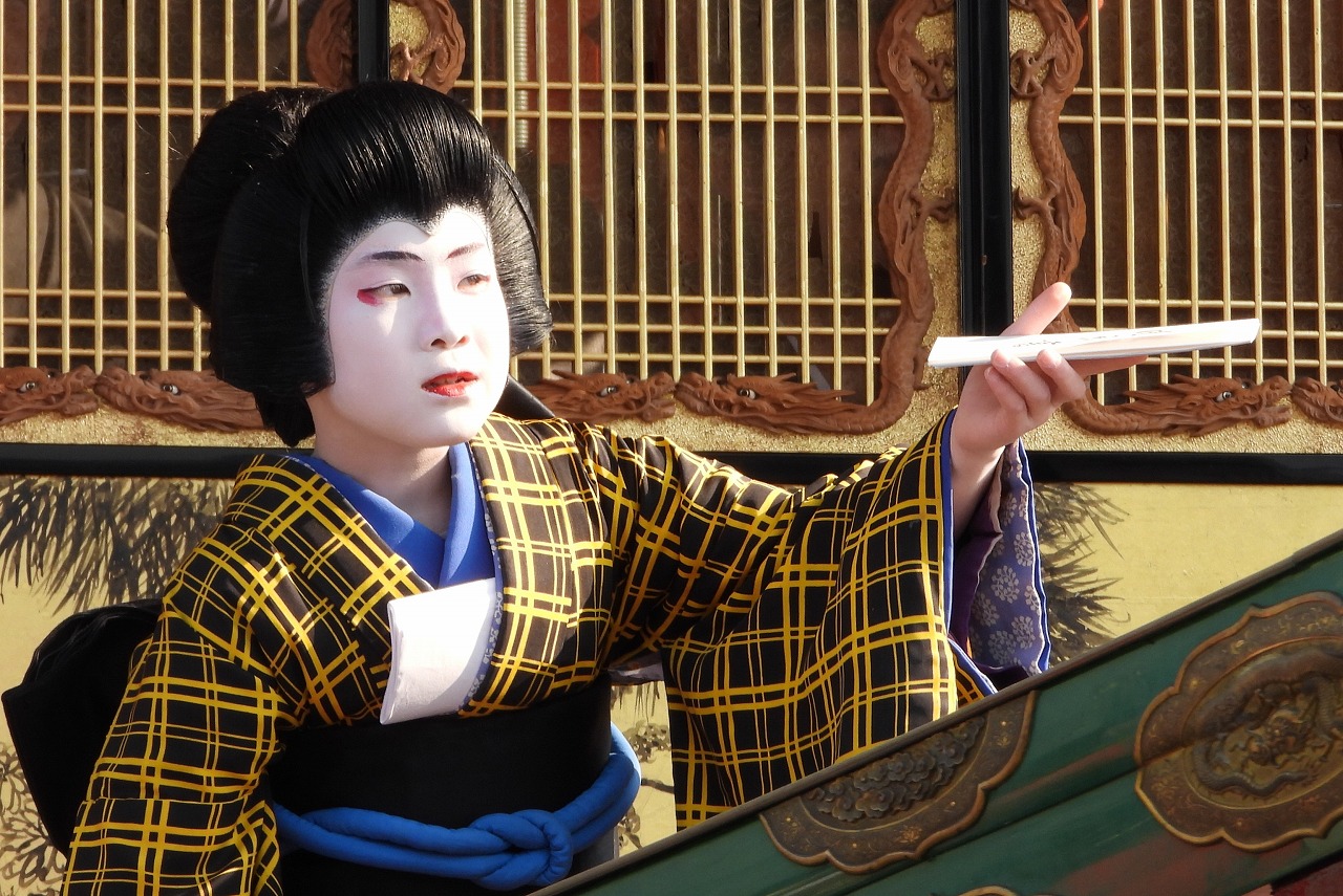 陽の舞台